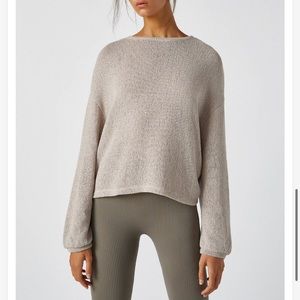 NWOT Pull & Bear sweater